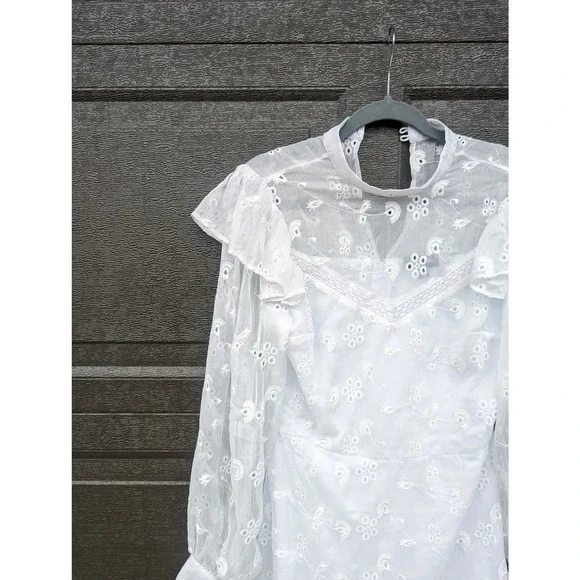 Modcloth Eyelet Lace Mini Dress in White - Picture 6 of 10